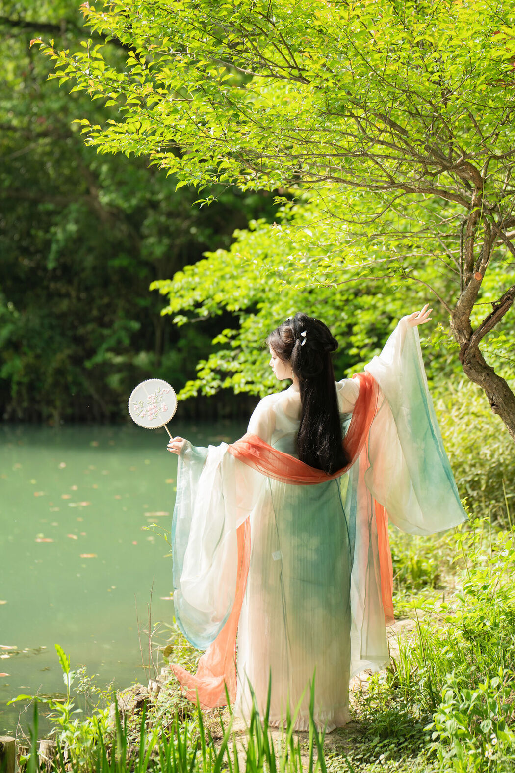 YiTuYu艺图语 Vol.8558 Xi Gua (25P)