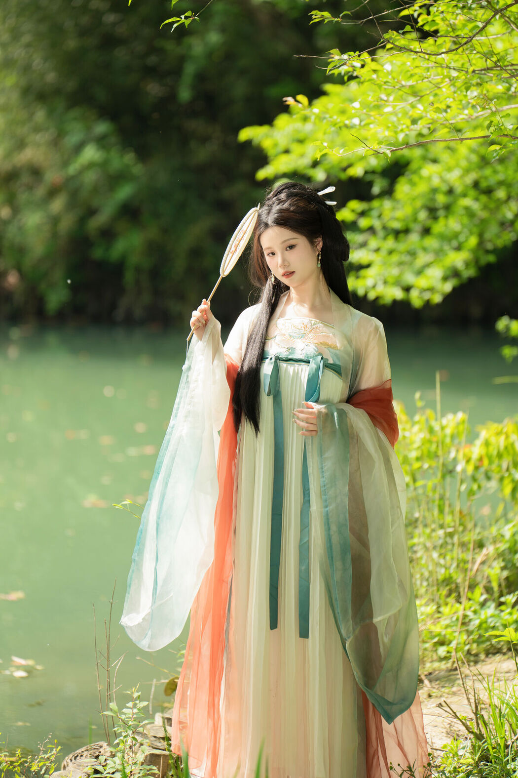 YiTuYu艺图语 Vol.8558 Xi Gua (25P)