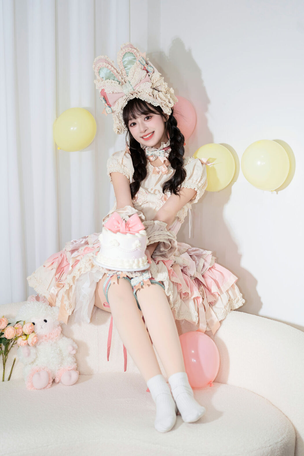 YiTuYu艺图语 Vol.8557 Xia Yu Xiao Nian (26P)