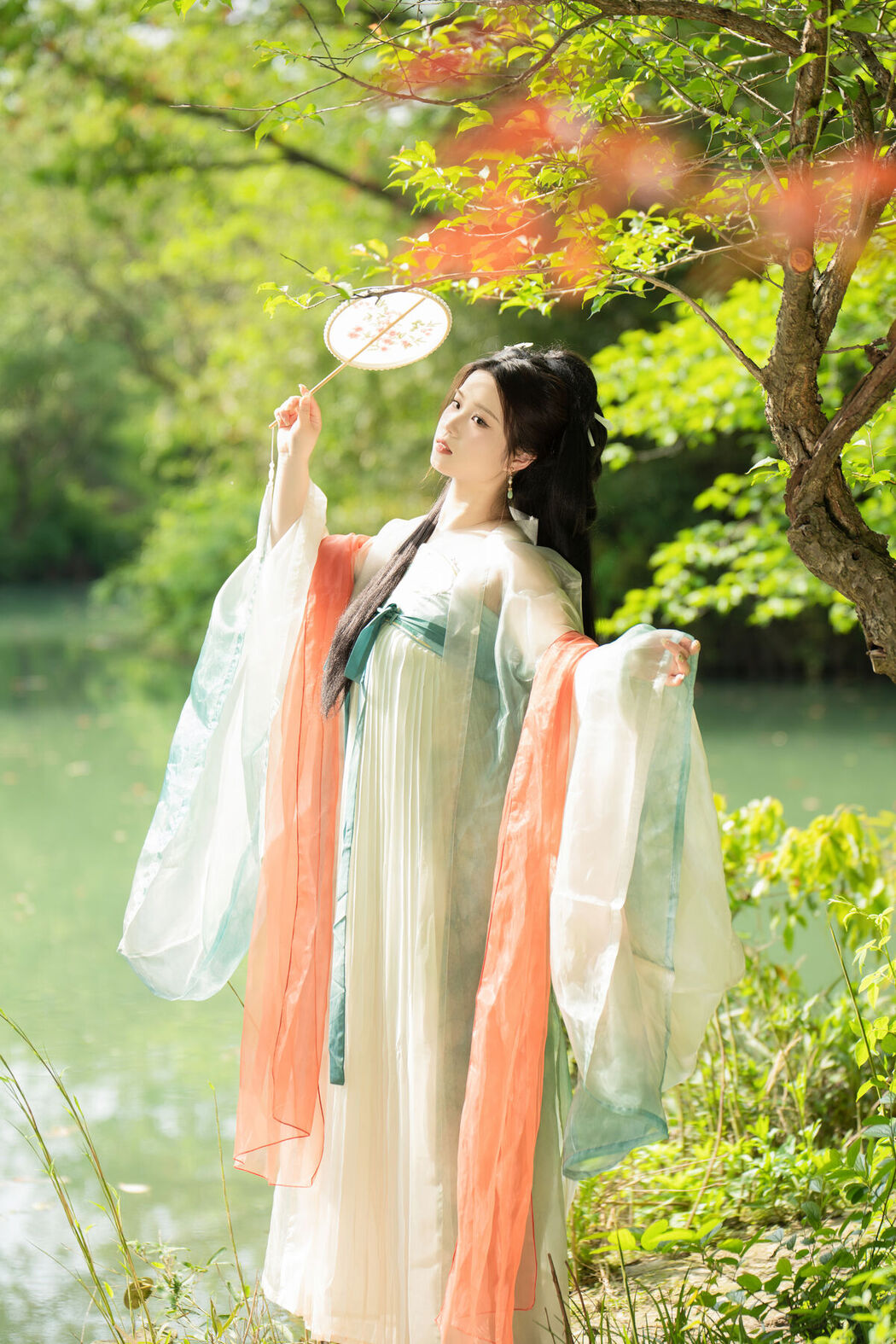 YiTuYu艺图语 Vol.8558 Xi Gua (25P)