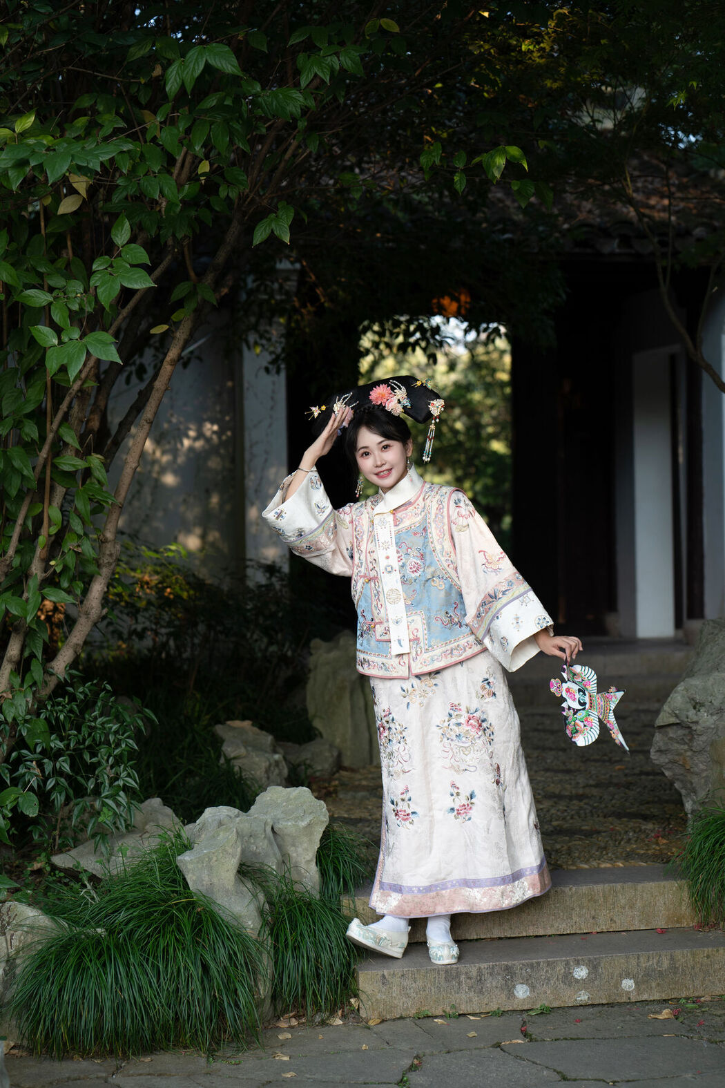 YiTuYu艺图语 Vol.8552 Jiao Yi Zhi Sui Sui (48P)