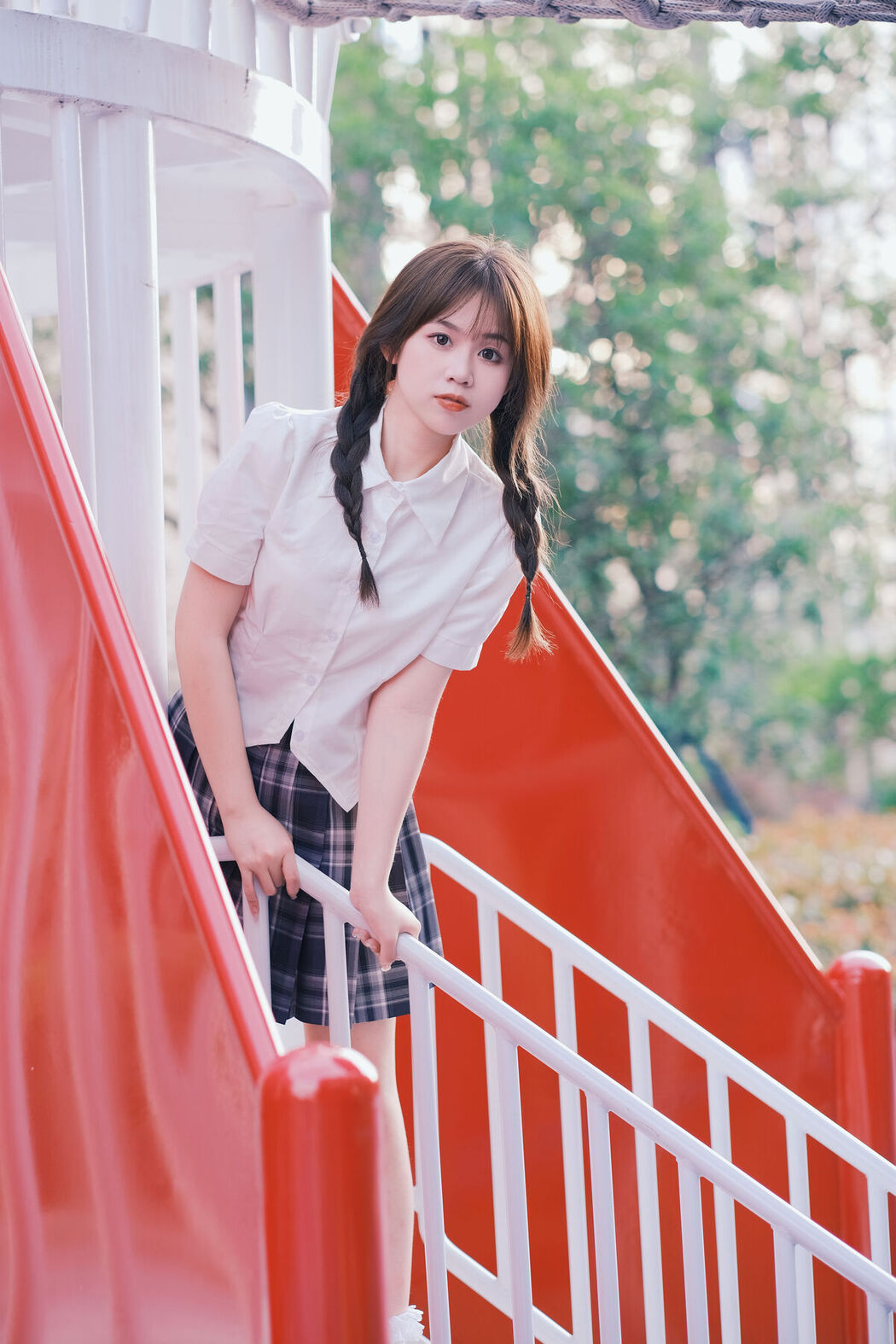 YiTuYu艺图语 Vol.8569 Pao Fu Xiao Fang (23P)