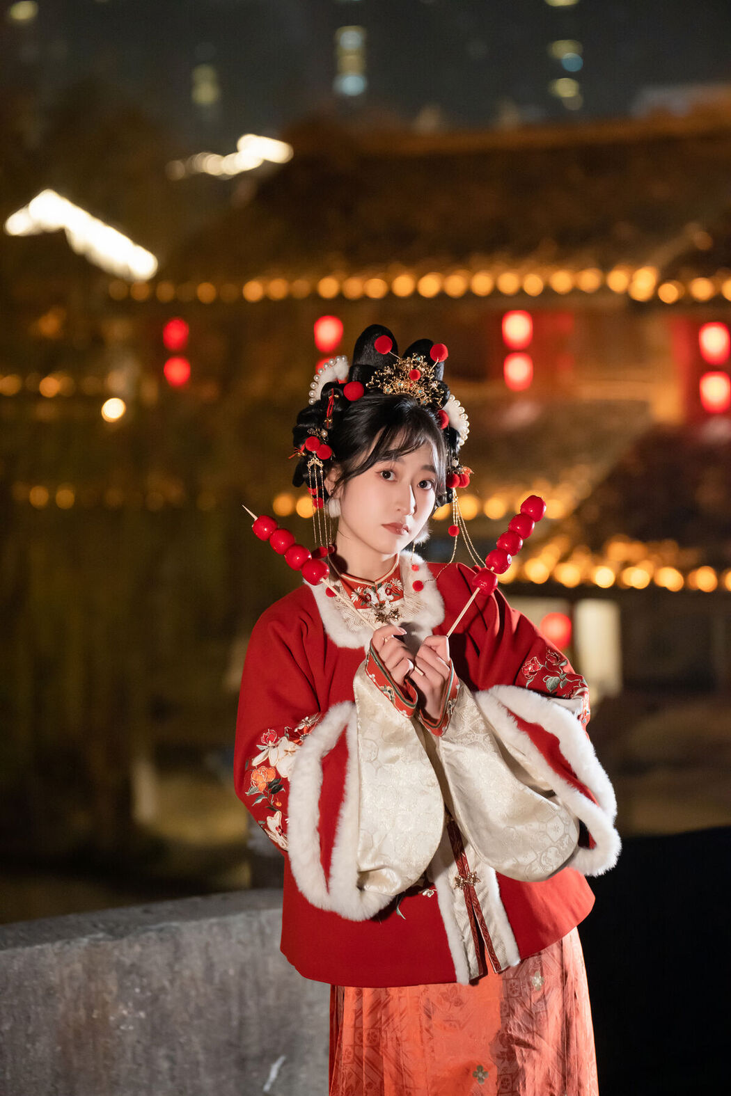 YiTuYu艺图语 Vol.8565 Xiao He (29P)