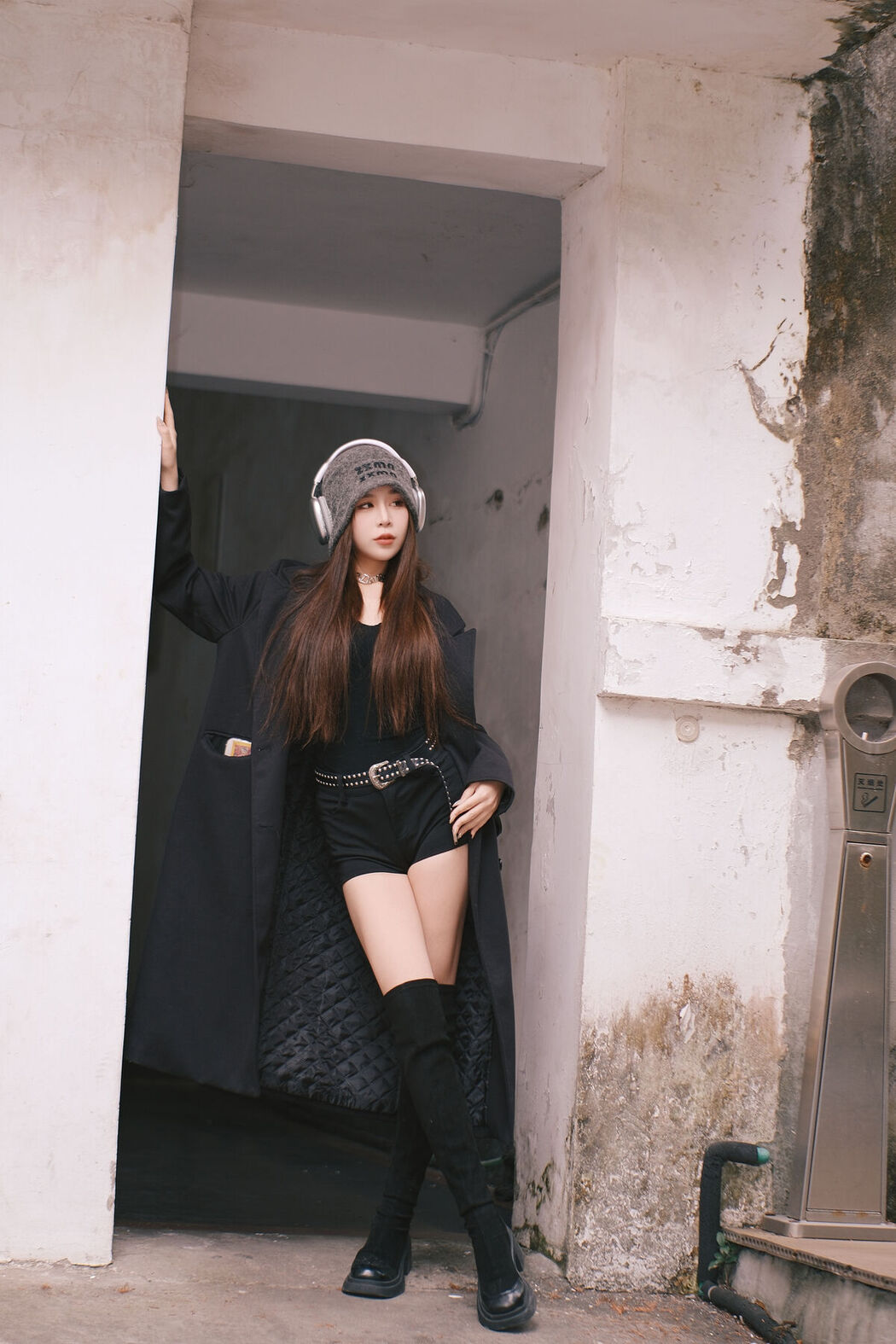 YiTuYu艺图语 Vol.8570 Pao Fu Xiao Fang (22P)