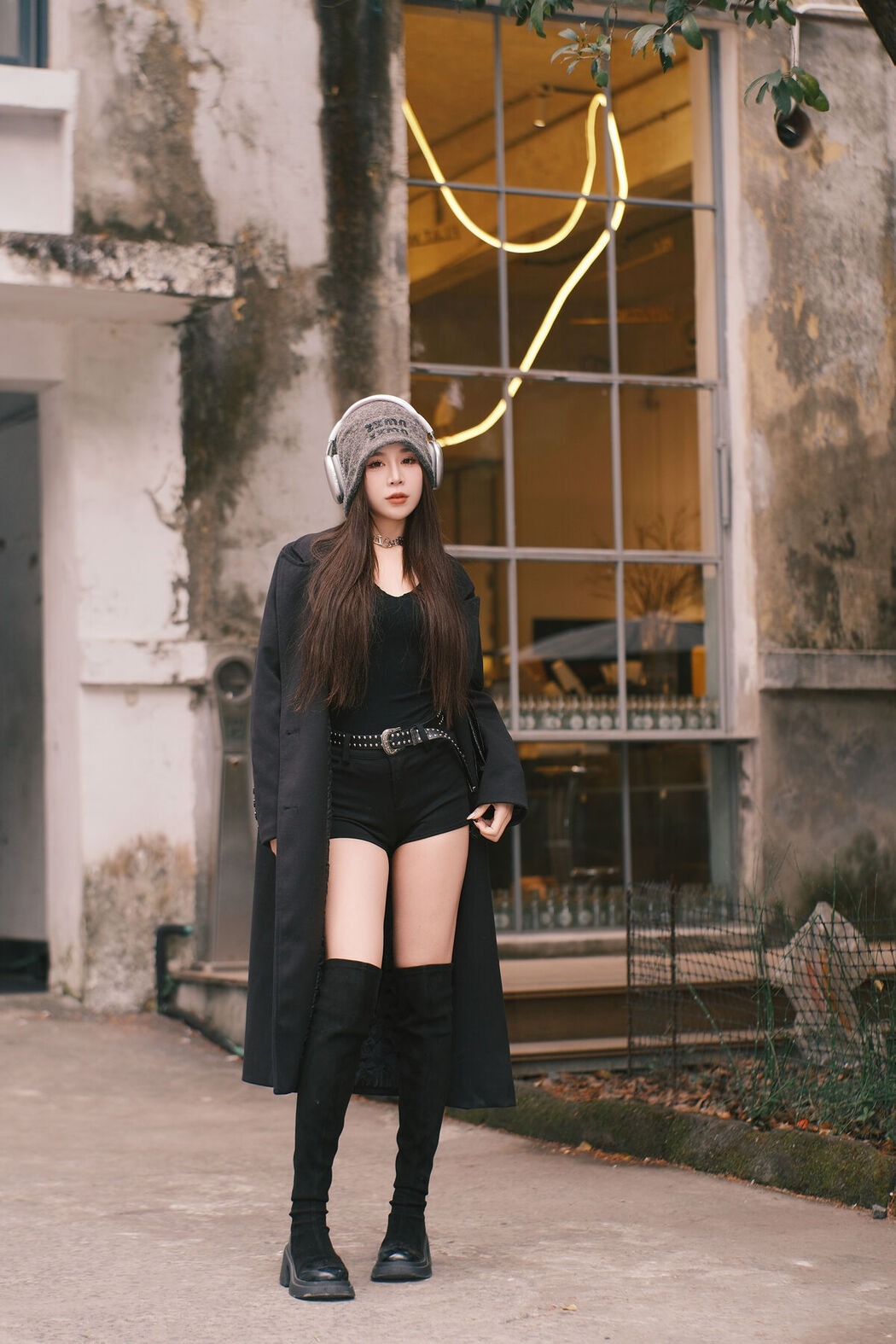 YiTuYu艺图语 Vol.8570 Pao Fu Xiao Fang (22P)