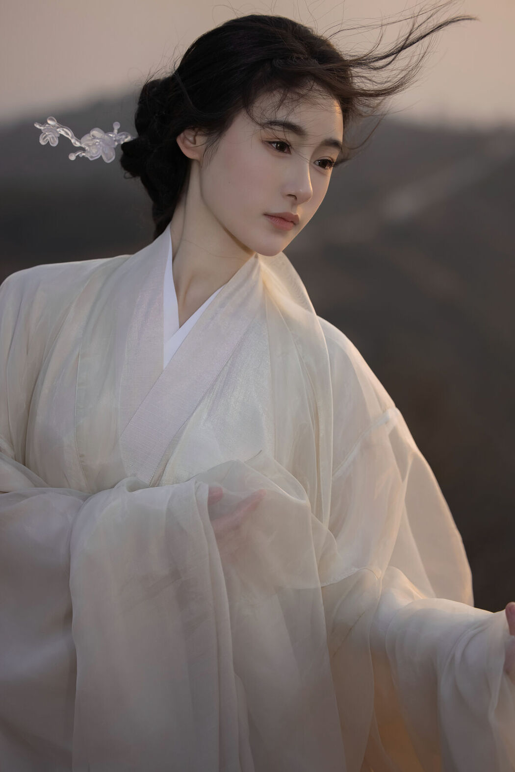 YiTuYu艺图语 Vol.8574 Shiba Yue (16P)