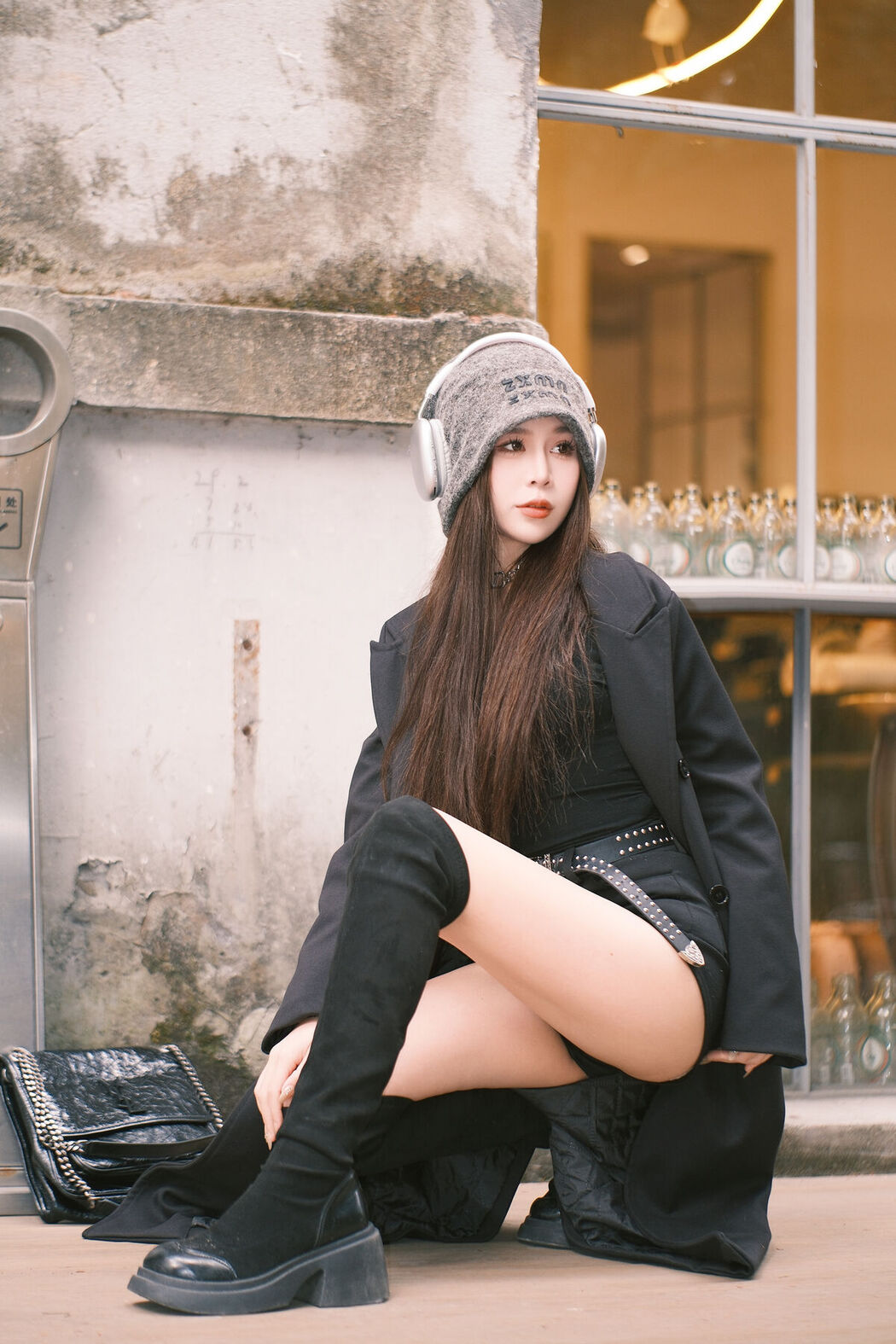 YiTuYu艺图语 Vol.8570 Pao Fu Xiao Fang (22P)