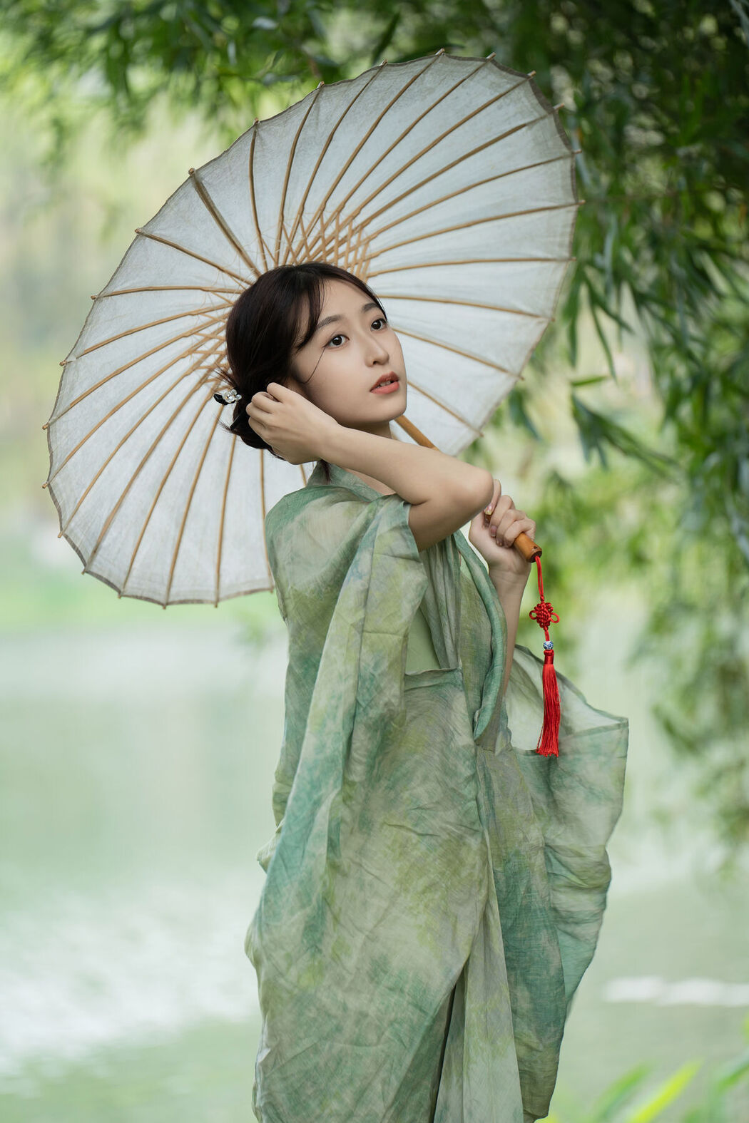 YiTuYu艺图语 Vol.8571 Xiao He (23P)