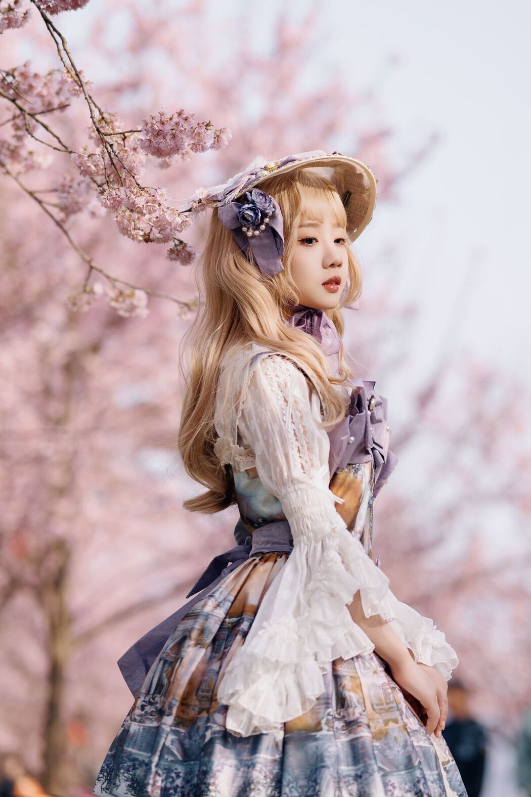 YiTuYu艺图语 Vol.8579 Zi Qing (16P)