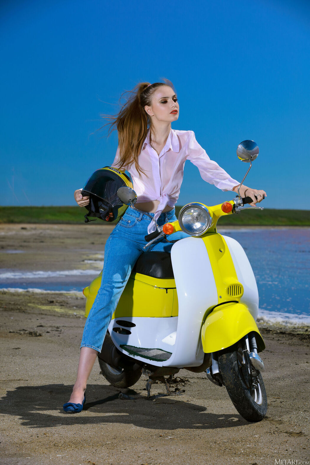 MetArt Elle Tan – Coastal Crush Part01 (70P)