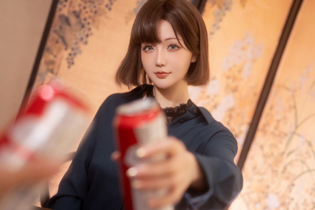 Coser@布丁大法 Pudding Dafa – 热心的邻居姐姐 Part01 (56P – 1V)