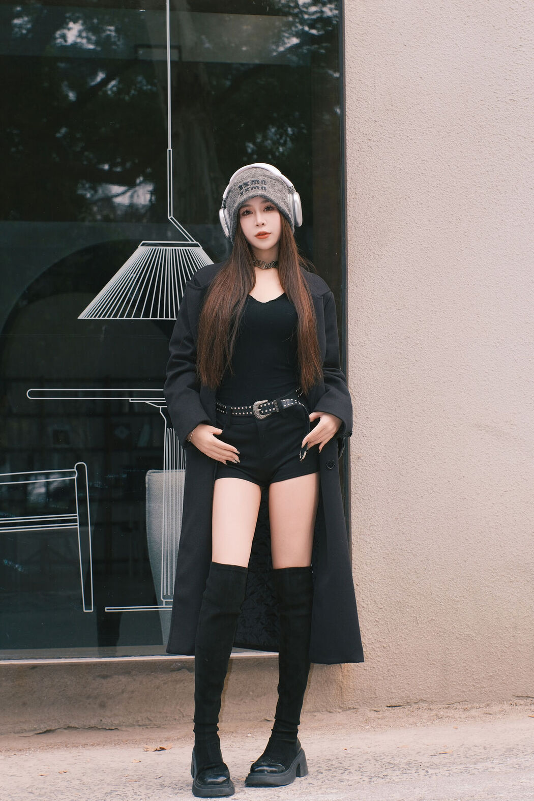 YiTuYu艺图语 Vol.8570 Pao Fu Xiao Fang (22P)