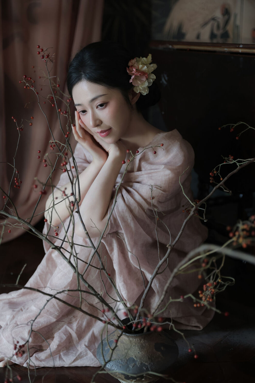 YiTuYu艺图语 Vol.8577 Fen Mian Gu Niang (16P)