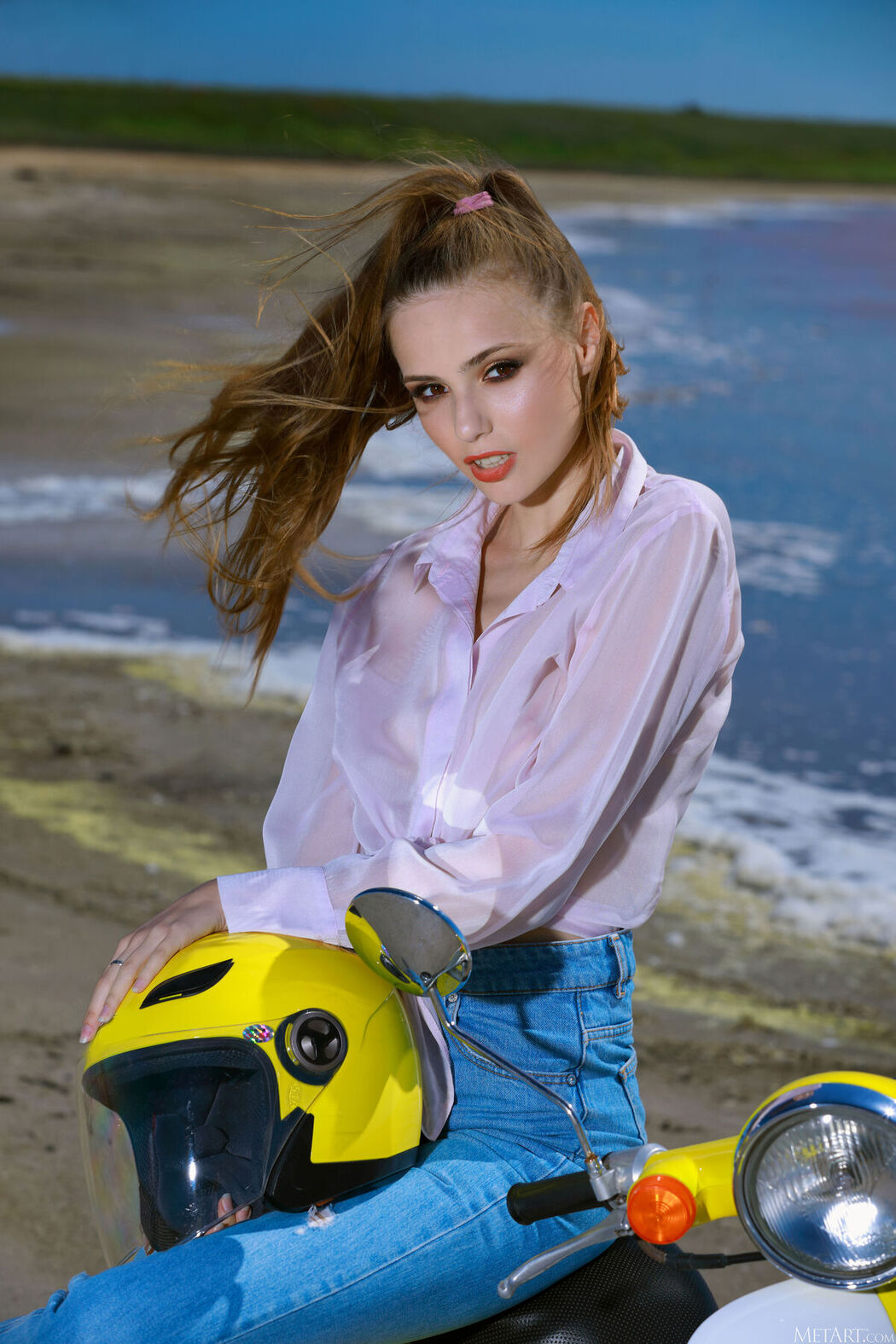 MetArt Elle Tan – Coastal Crush Part01 (70P)