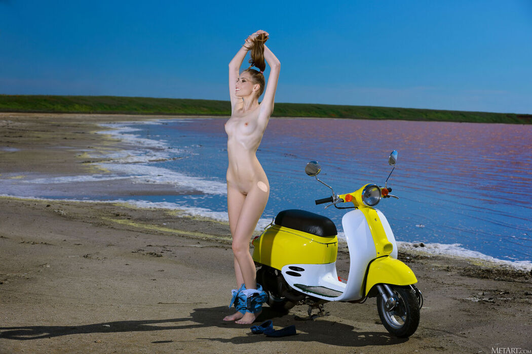 MetArt Elle Tan – Coastal Crush Part01 (70P)