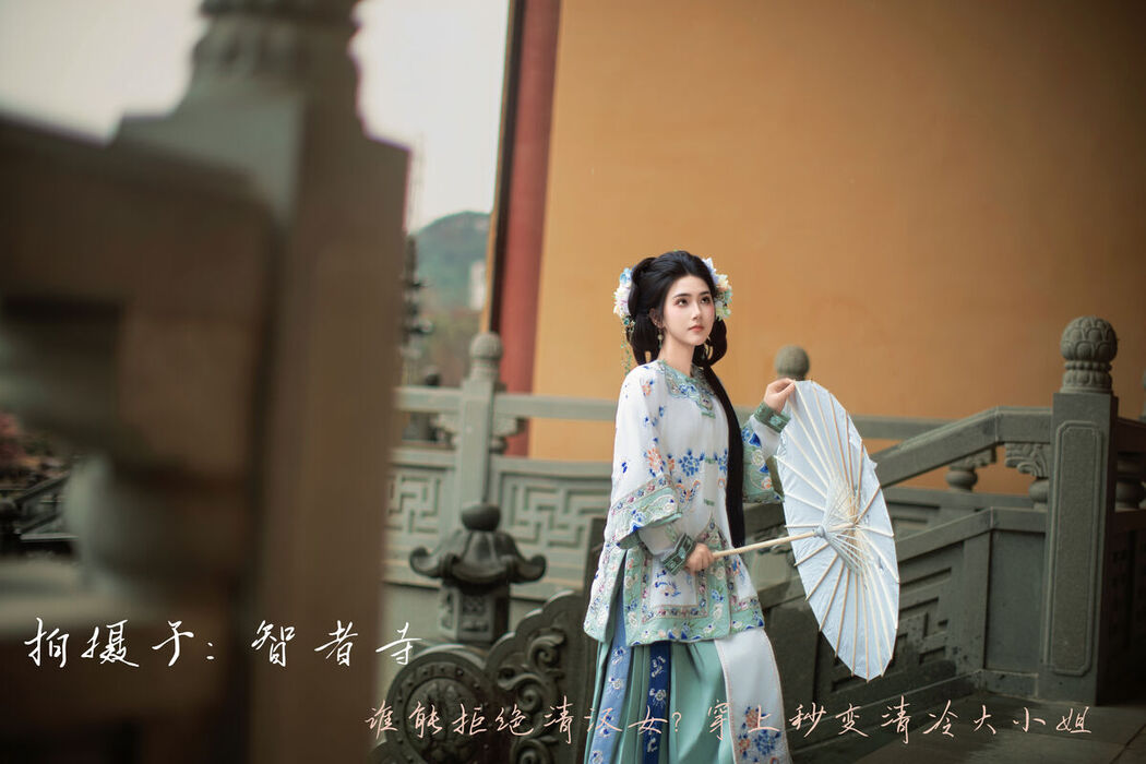 YiTuYu艺图语 Vol.8576 TOT (18P)