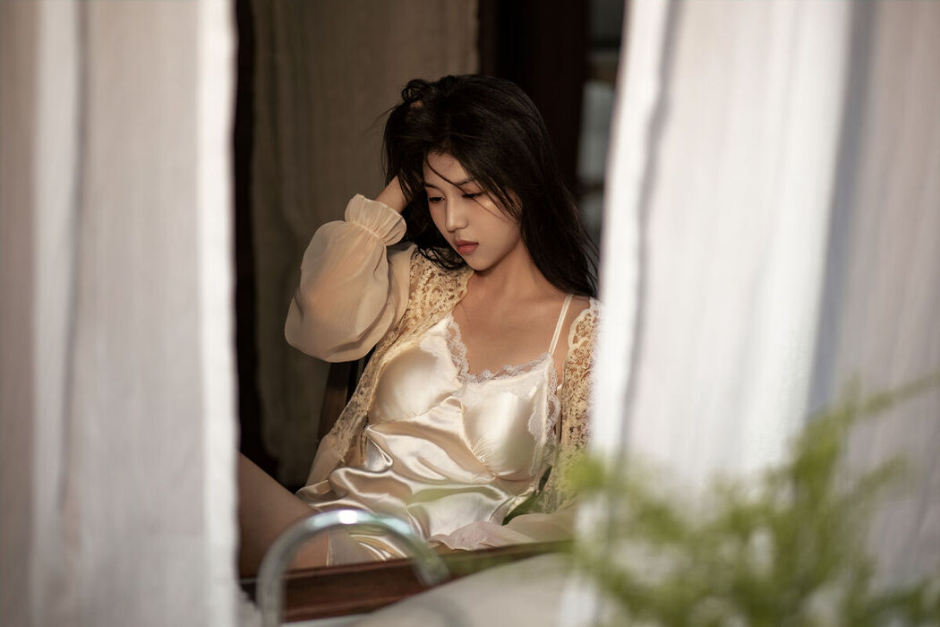 YiTuYu艺图语 Vol.8580 Etsuko (14P)