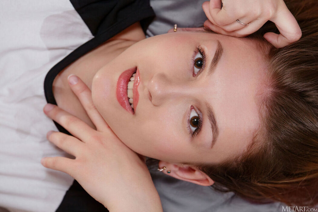 MetArt Isabele – Casual Evening Part01 (60P)