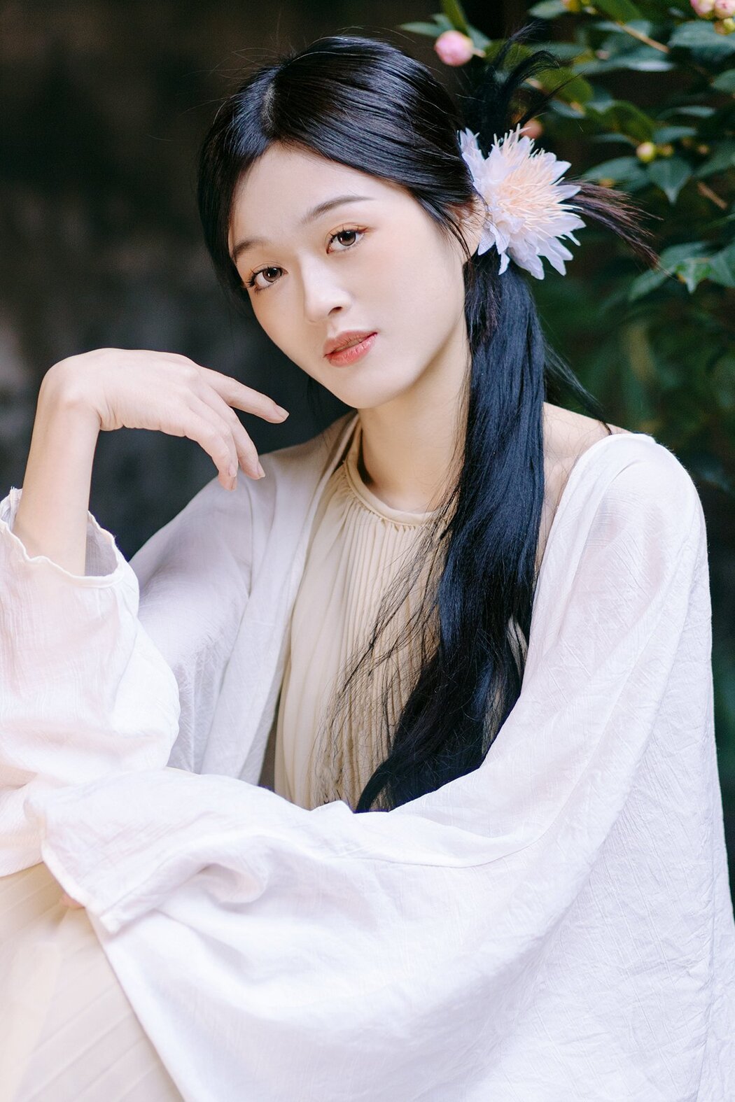 YiTuYu艺图语 Vol.8581 Ya Tui (19P) Cover Photo