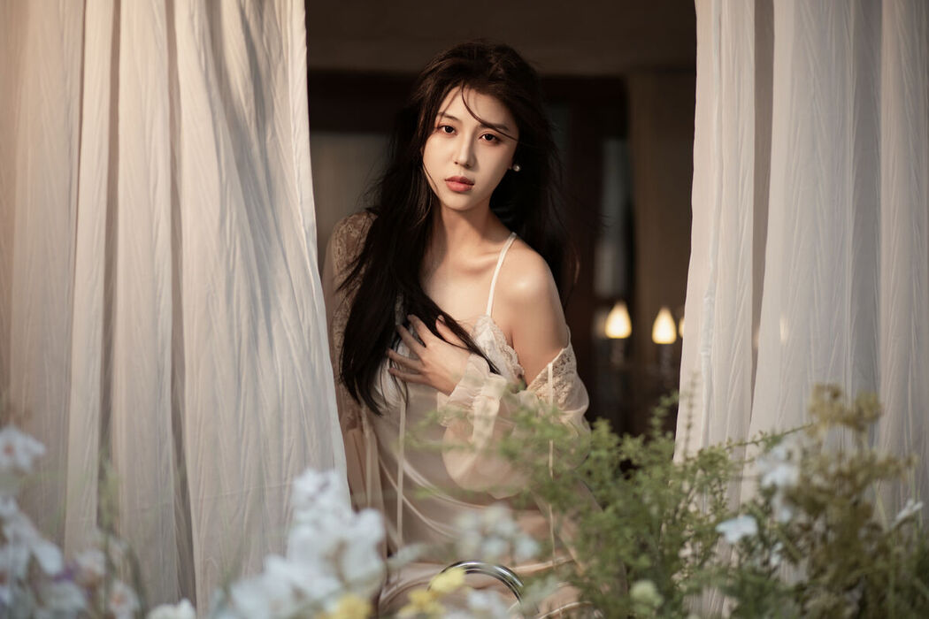 YiTuYu艺图语 Vol.8580 Etsuko (14P)