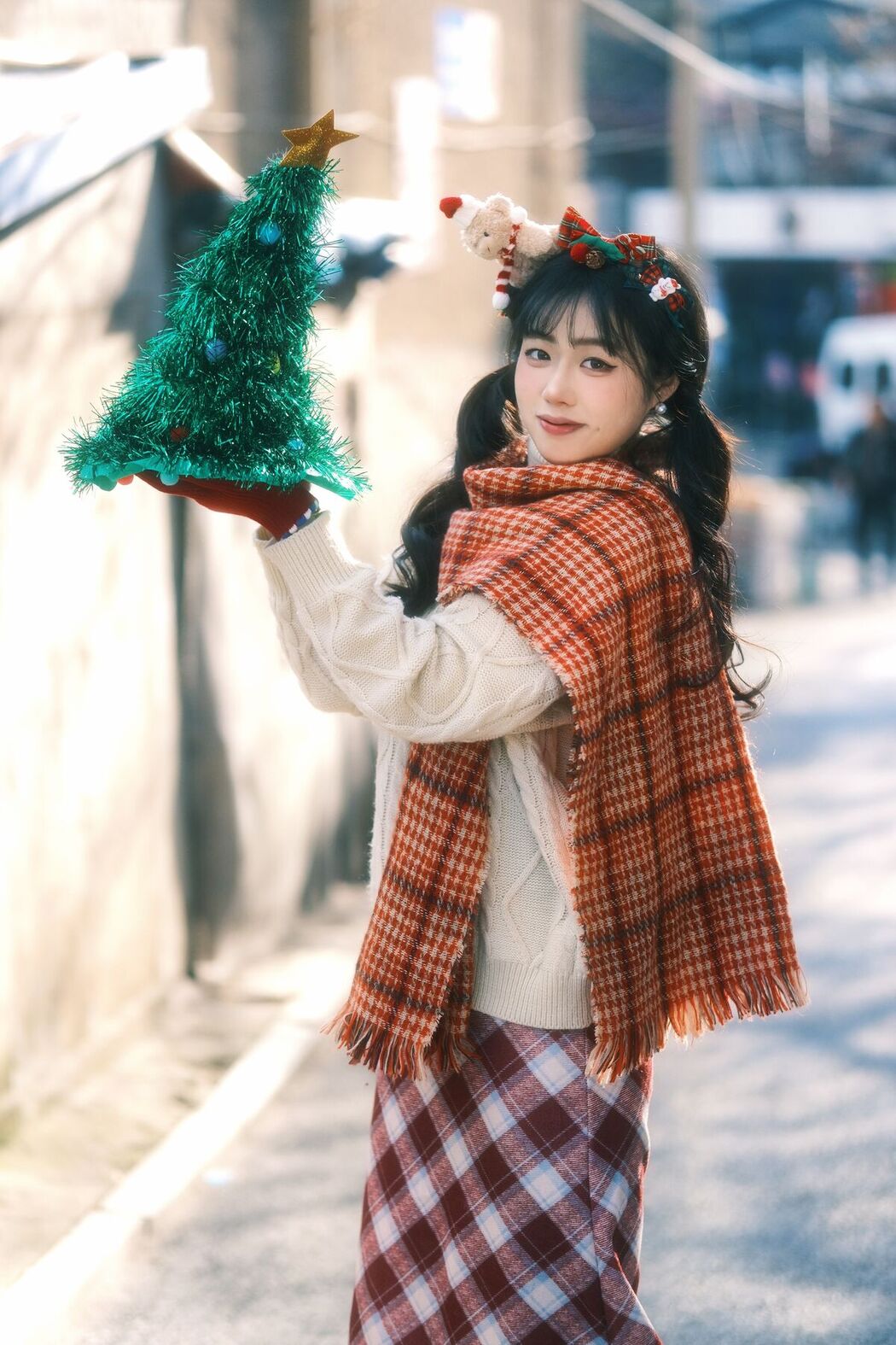 YiTuYu艺图语 Vol.8588 Romantic (44P)