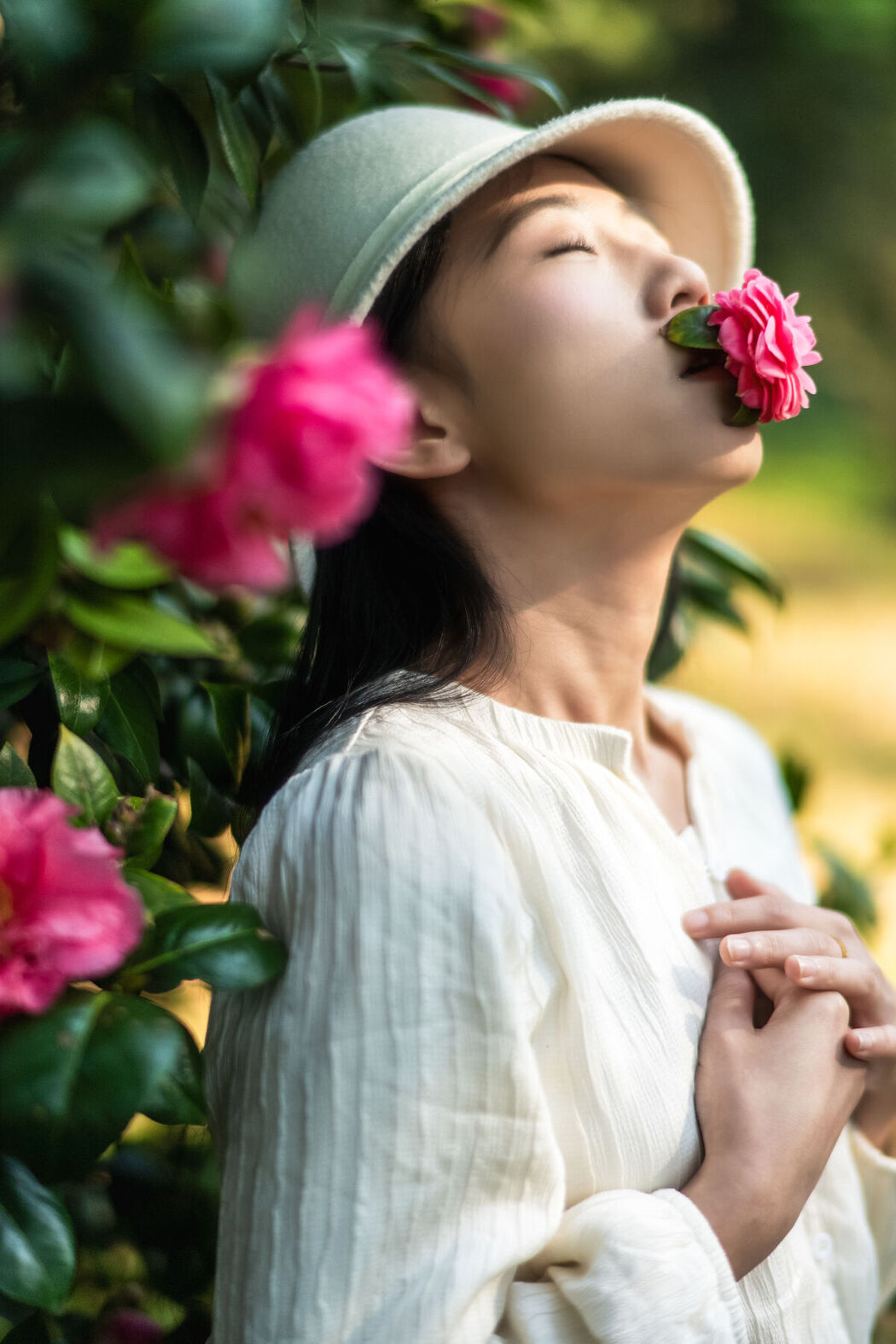 YiTuYu艺图语 Vol.8584 Zhong Ting Er (22P)