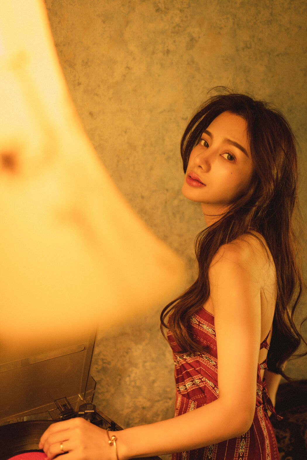 YiTuYu艺图语 Vol.8583 Shu Wen Tong Xue (28P)