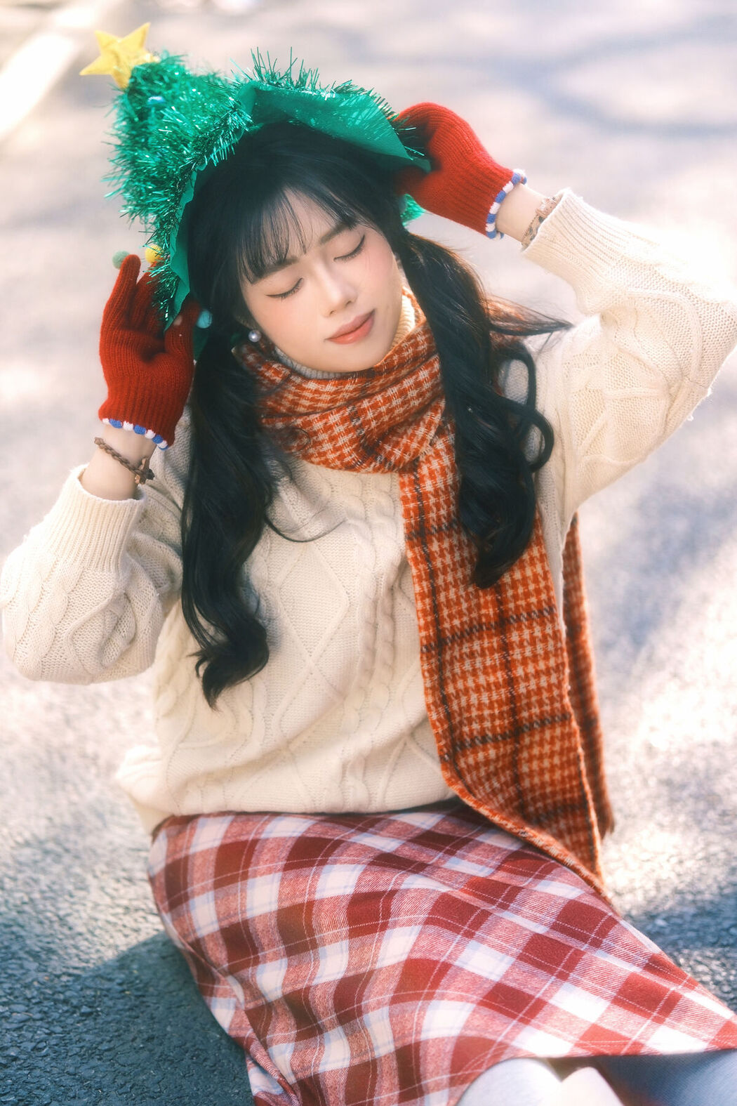 YiTuYu艺图语 Vol.8588 Romantic (44P)