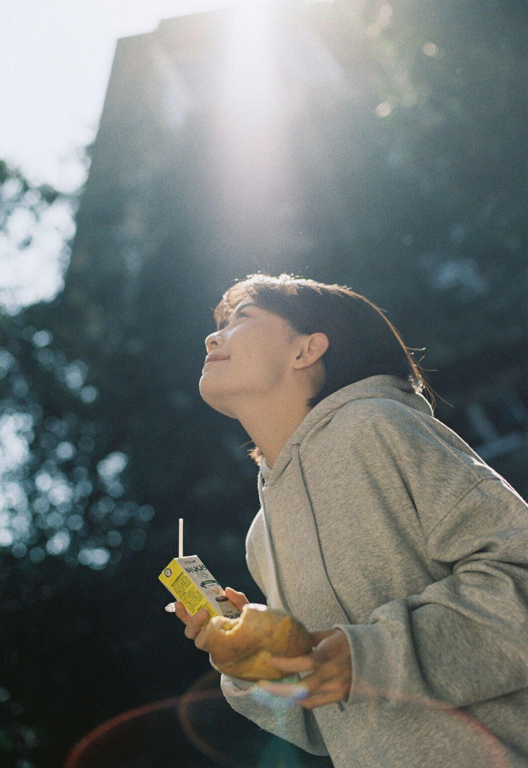 YiTuYu艺图语 Vol.8587 Xin Yue (24P)