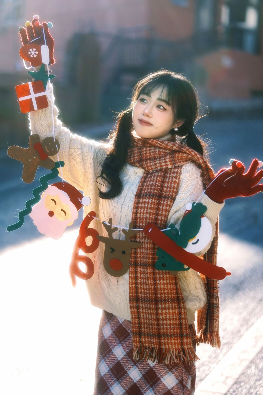 YiTuYu艺图语 Vol.8588 Romantic (44P)