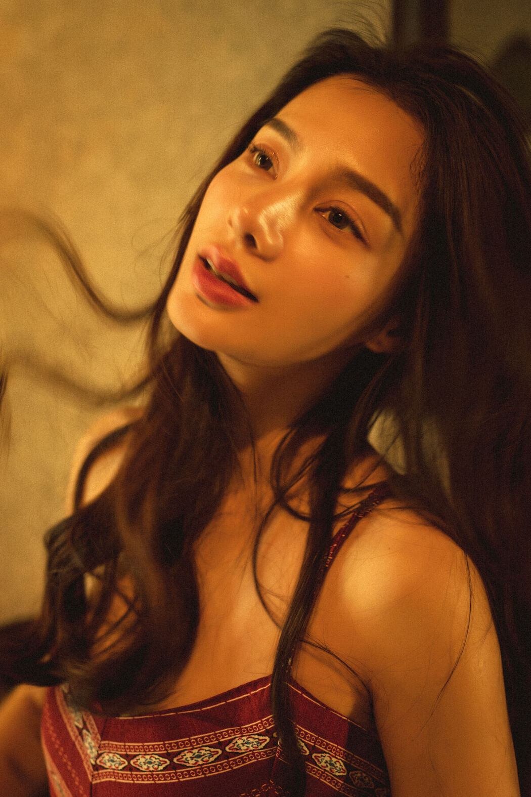 YiTuYu艺图语 Vol.8583 Shu Wen Tong Xue (28P)