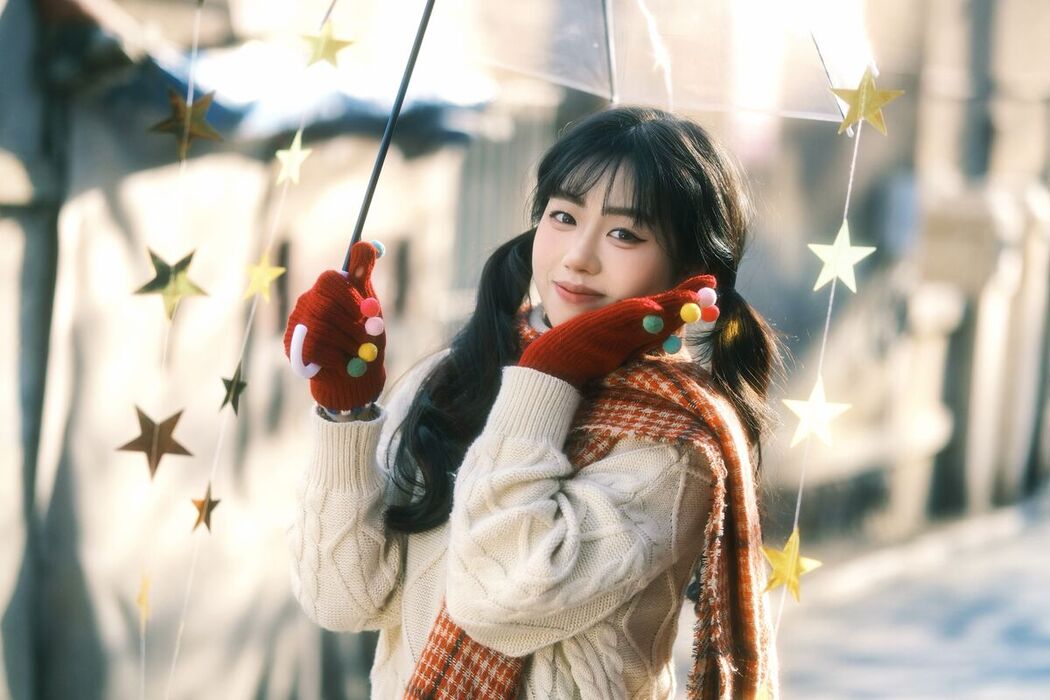 YiTuYu艺图语 Vol.8588 Romantic (44P)