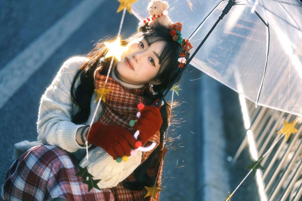 YiTuYu艺图语 Vol.8588 Romantic (44P)