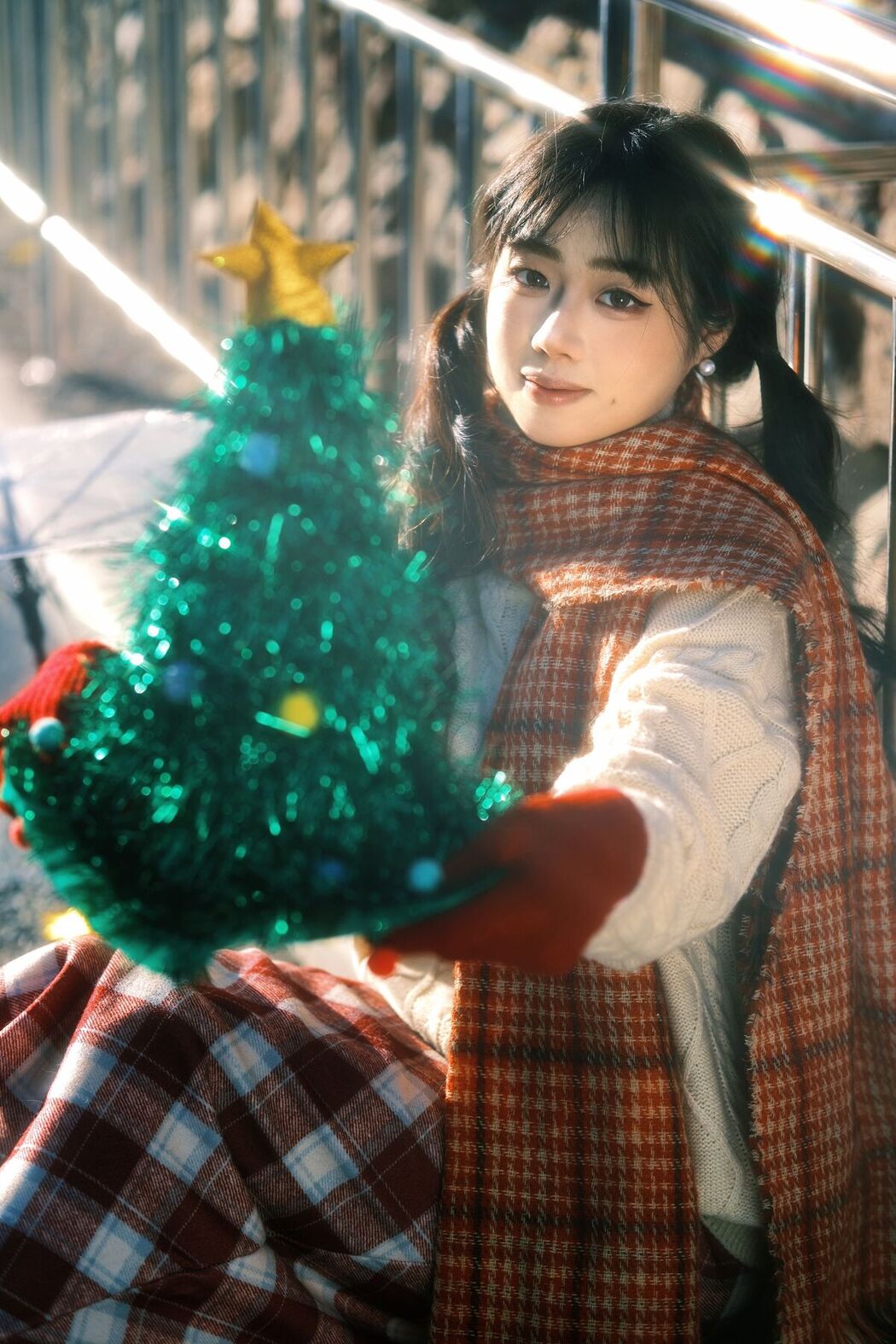 YiTuYu艺图语 Vol.8588 Romantic (44P)