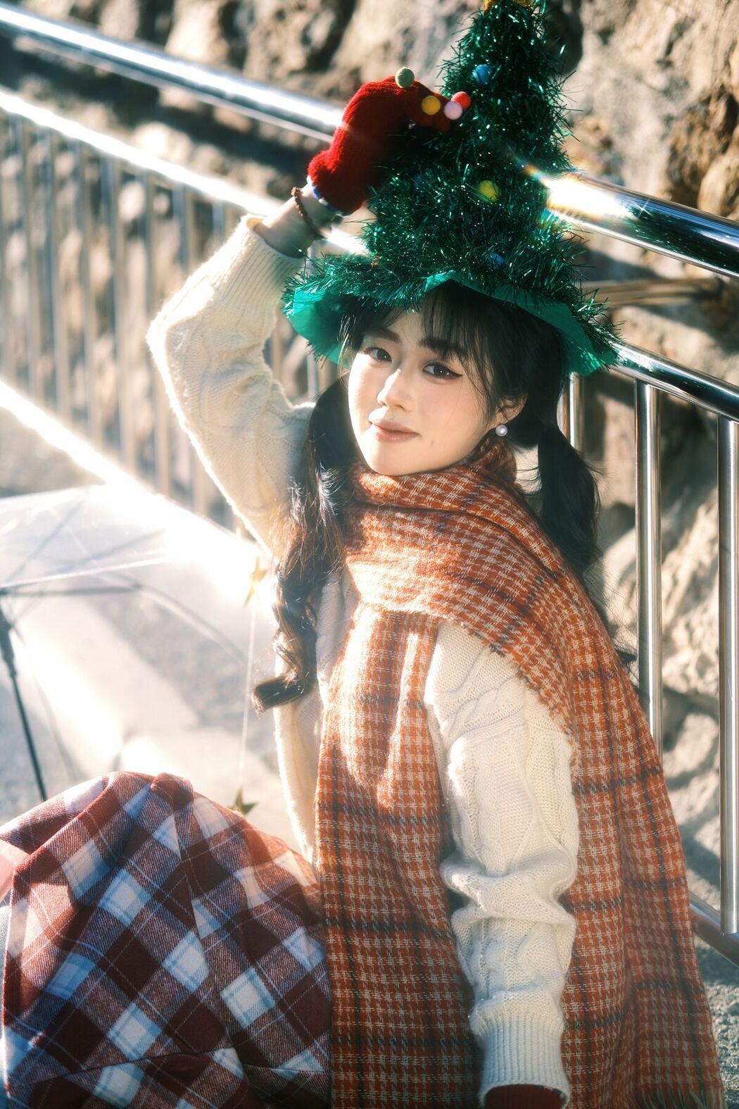 YiTuYu艺图语 Vol.8588 Romantic (44P)