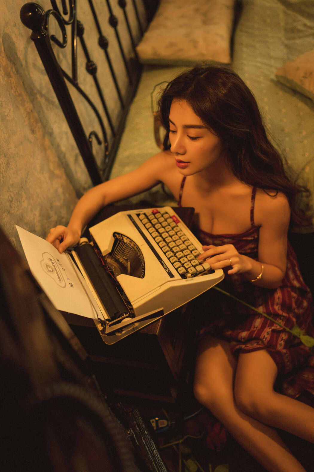 YiTuYu艺图语 Vol.8583 Shu Wen Tong Xue (28P)