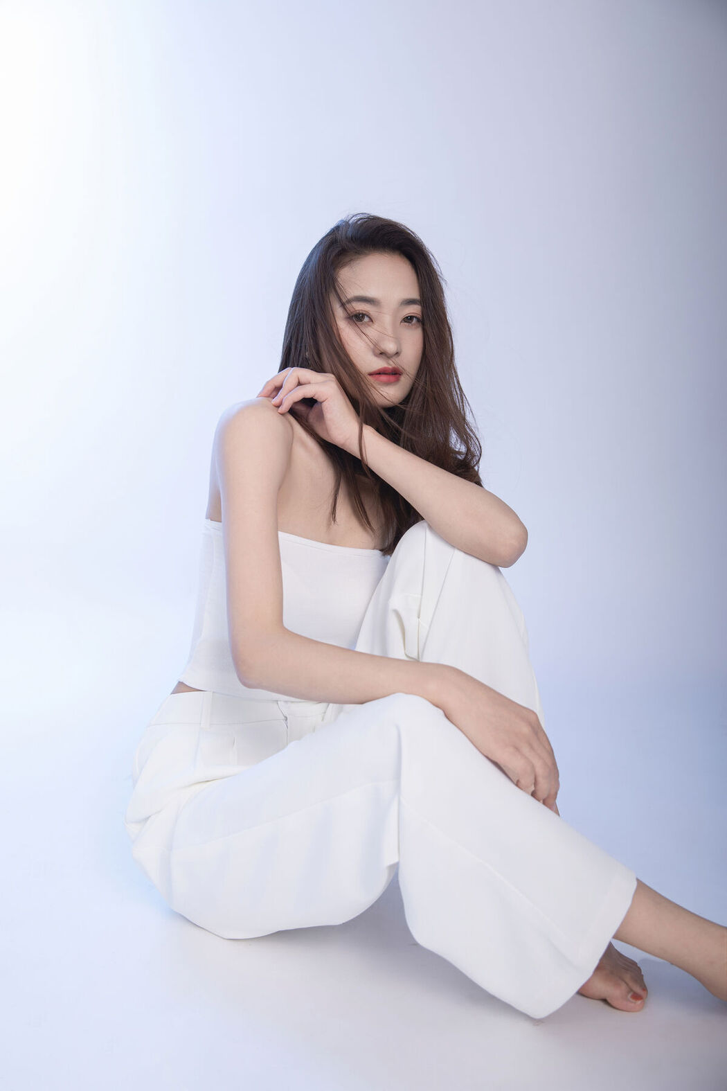 YiTuYu艺图语 Vol.8586 Zhou Xu Xu (24P)