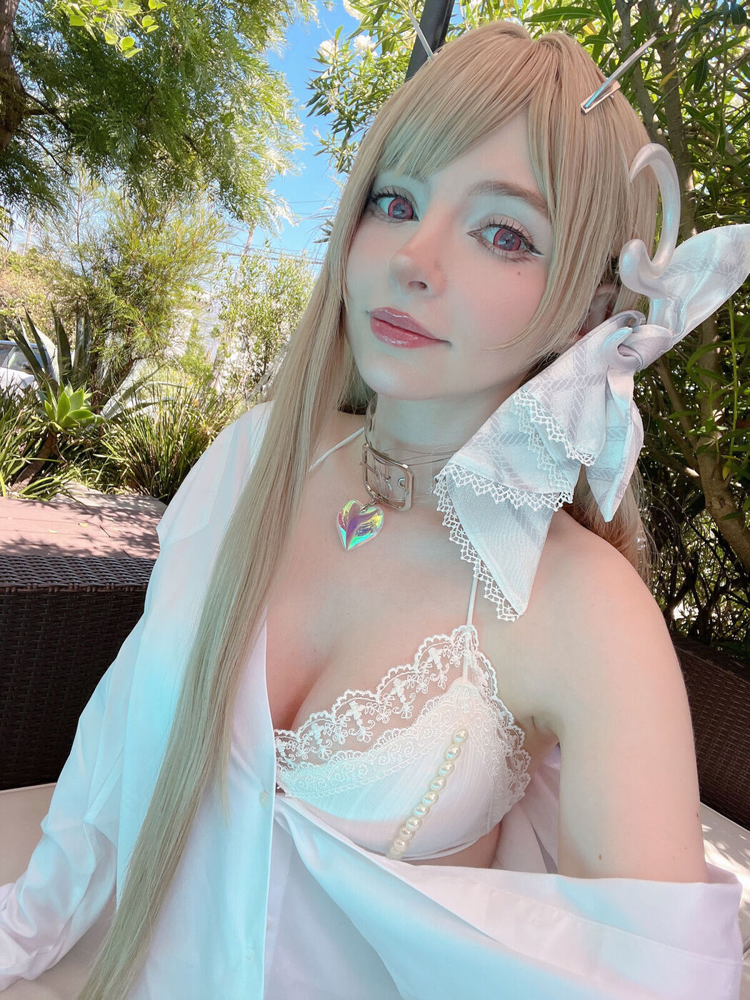 Coser@Peach milky – Viper Bikini (22P)