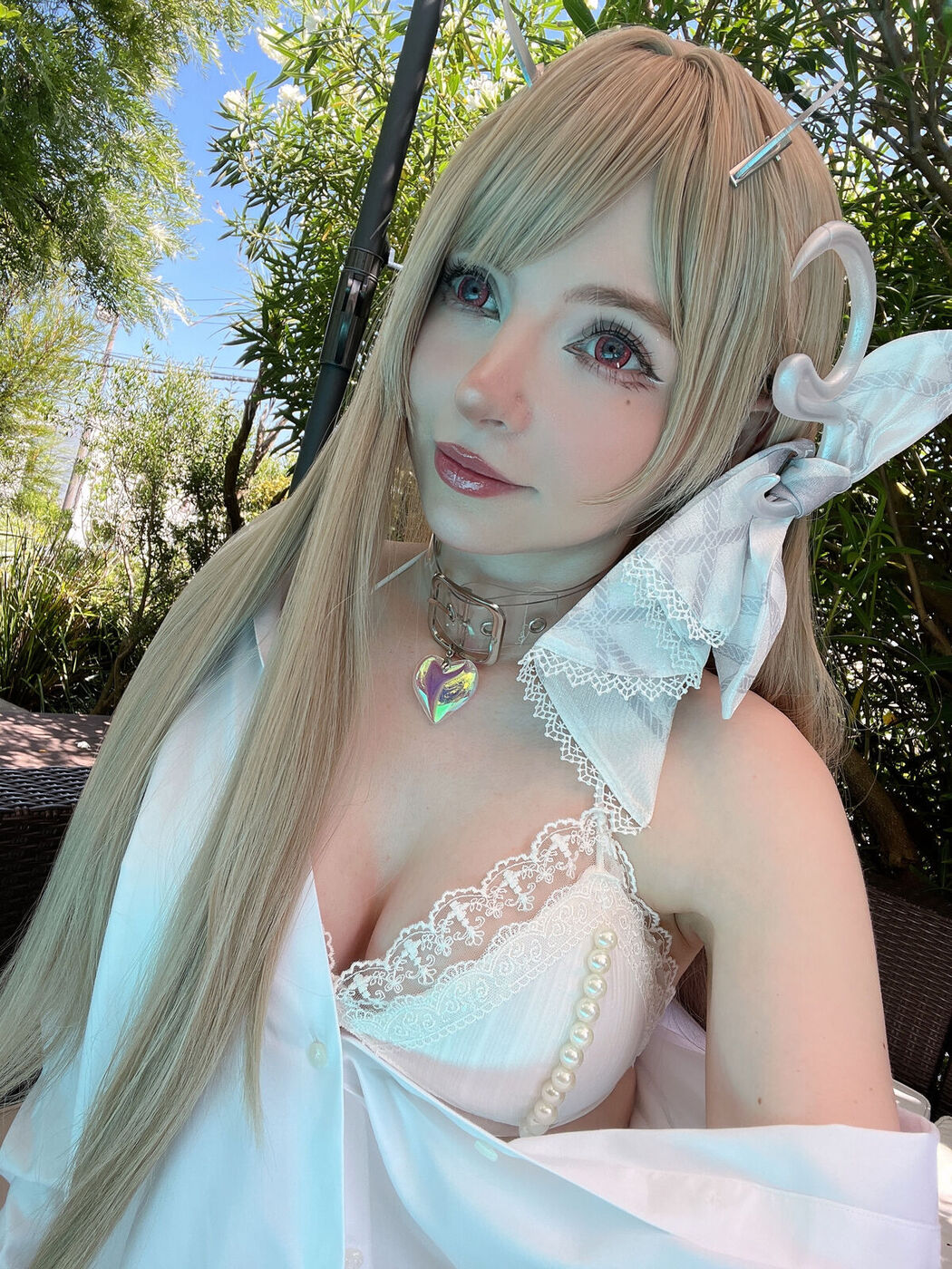 Coser@Peach milky – Viper Bikini (22P)