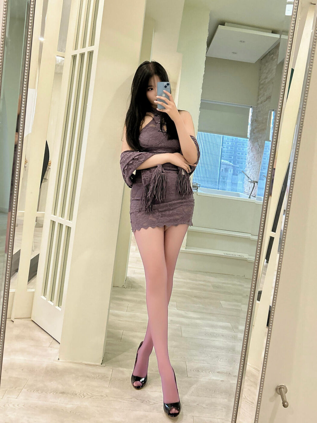 Coser@轩萧学姐 – 紫色旗袍 Part02 (71P)