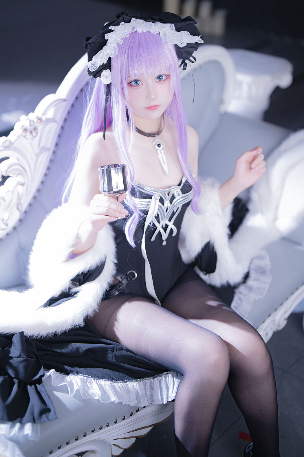 Coser@lunananya – 碧蓝航线 塔什干 (21P) Cover Photo