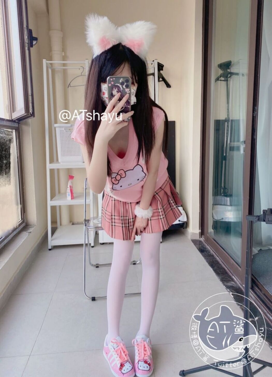 Coser@AT鲨 – 白丝宝宝 (59P – 1V)