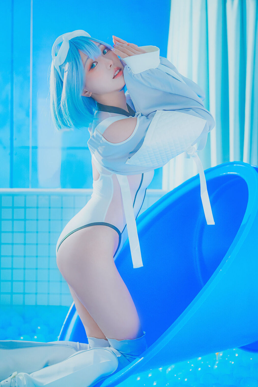 Coser@Ely_eee ElyEE子 – Clear Blue Drift (34P – 4V)