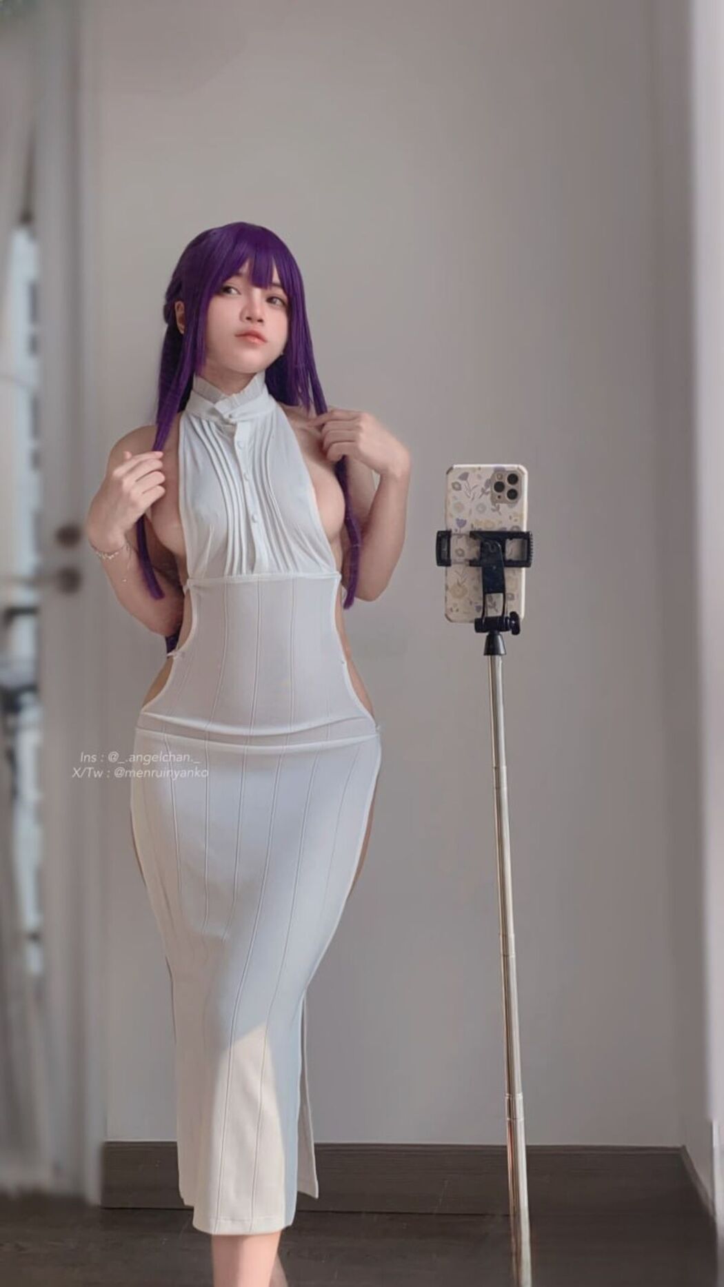 Coser@Angel Chan – 葬送的芙莉莲菲伦 (48P – 3V)