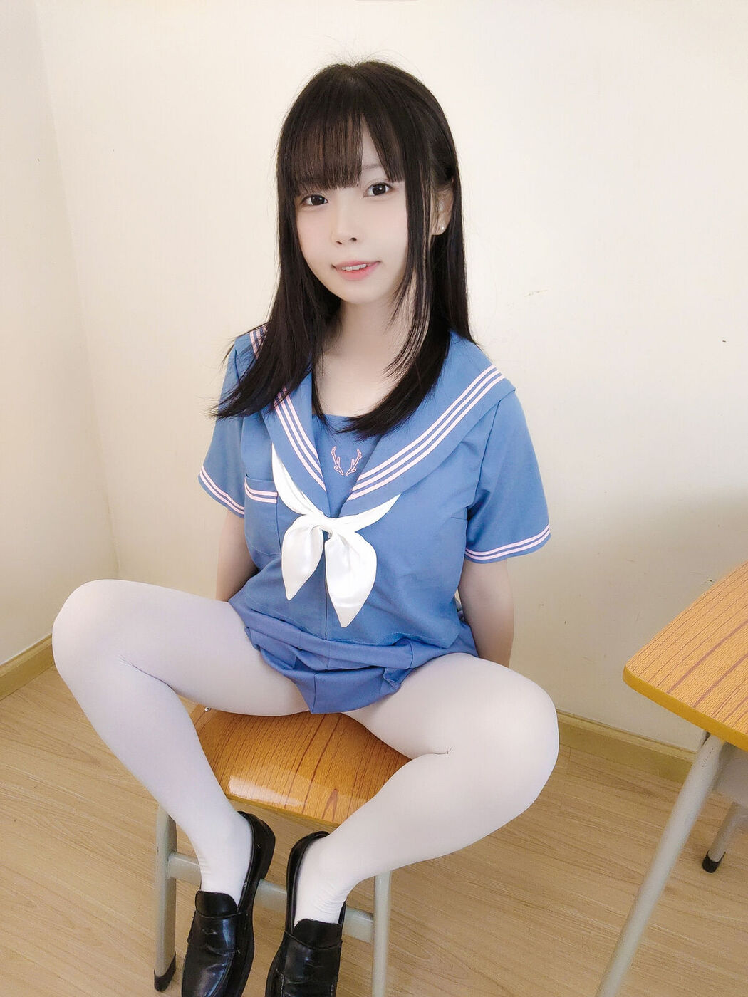 Coser@十万珍吱伏特 – 撸猫日记 Part02 (52P)