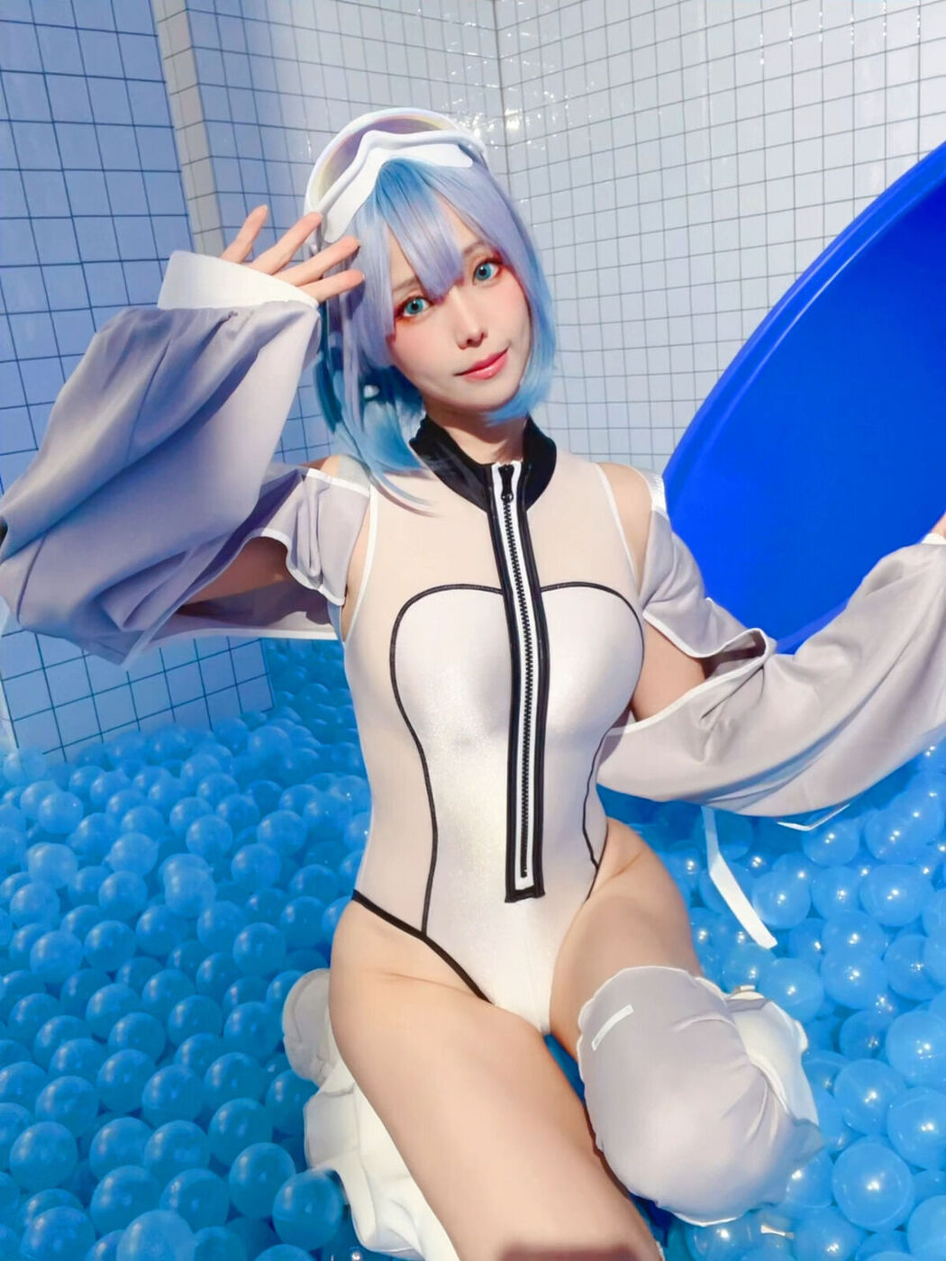 Coser@Ely_eee ElyEE子 – Clear Blue Drift (34P – 4V)