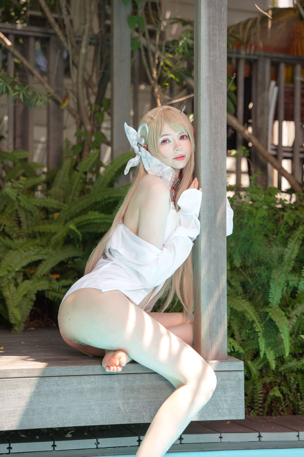 Coser@Peach milky – Viper Bikini (22P)