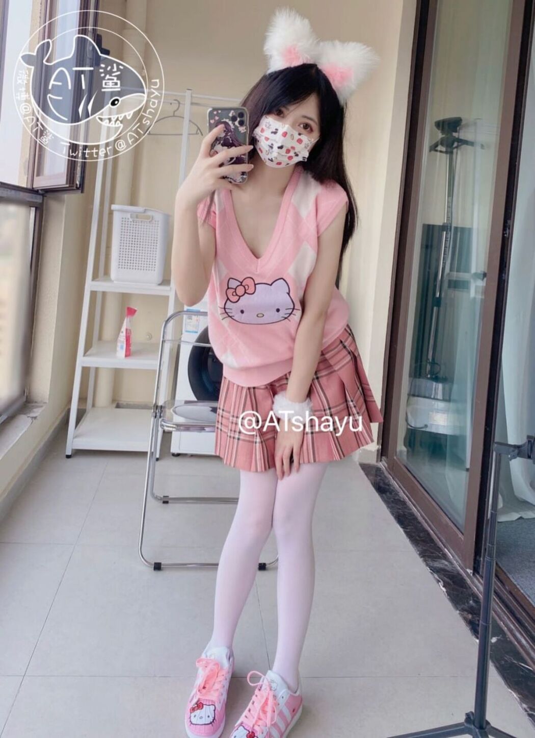 Coser@AT鲨 – 白丝宝宝 (59P – 1V)