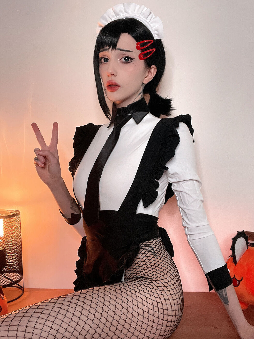 Coser@Xenon – Kobeni Maid (37P)