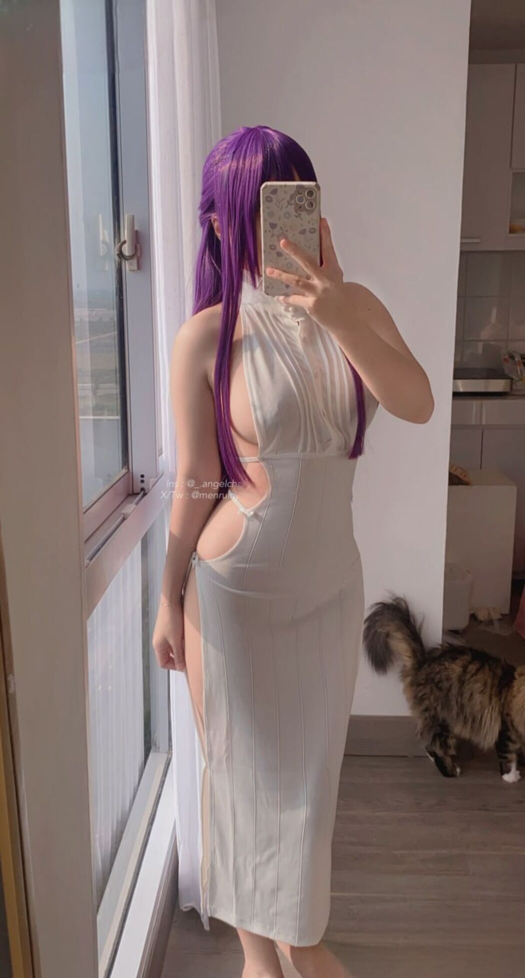 Coser@Angel Chan – 葬送的芙莉莲菲伦 (48P – 3V)